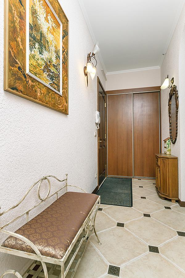 شقة كييف  في Amazing Two Beds In The Klovskiy Spusk المظهر الخارجي الصورة